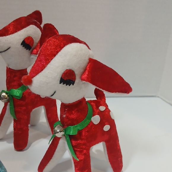 Vintage Style Velvet Reindeer Figurines - Picture 4 of 5
